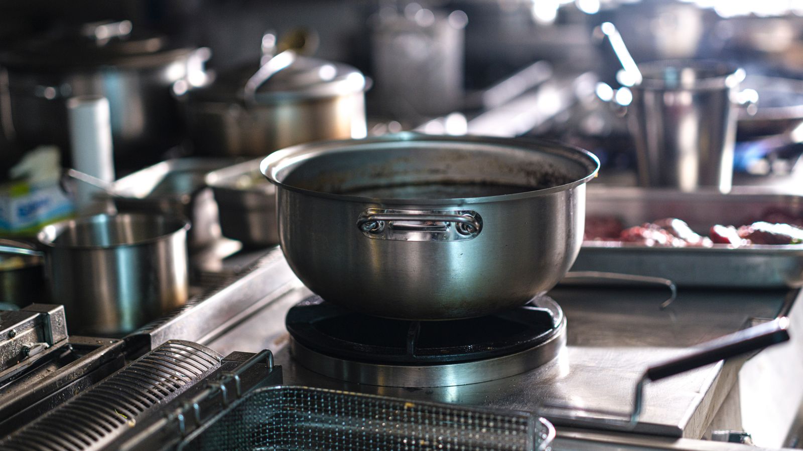 Commercial Hot Cupboards Ireland: What They Do and Why Your Kitchen Needs One