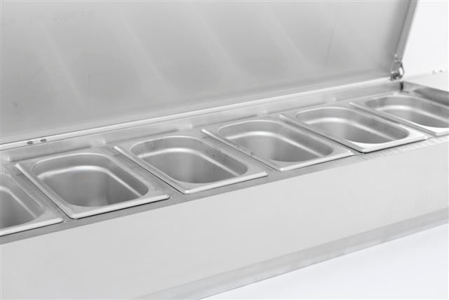 Stainless steel counter top refrigeration unit with GN container capacity view 4