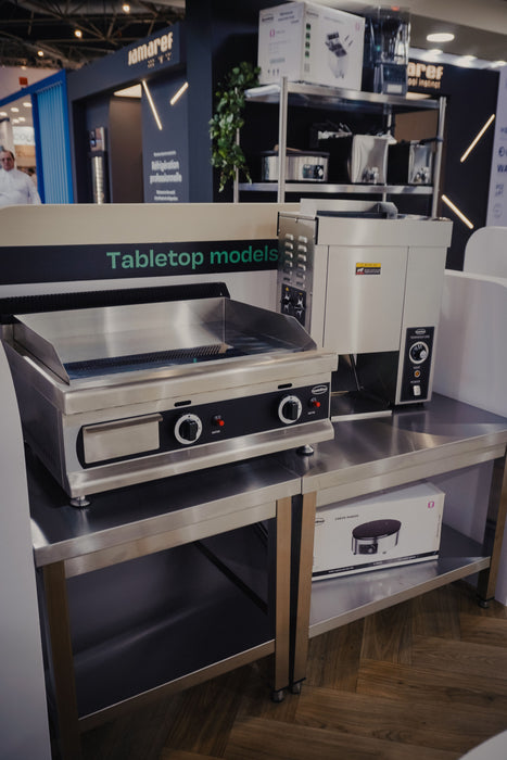Combisteel CHROME 650 stainless steel tabletop gas griddle with two burners and chromed cooking surface view 5