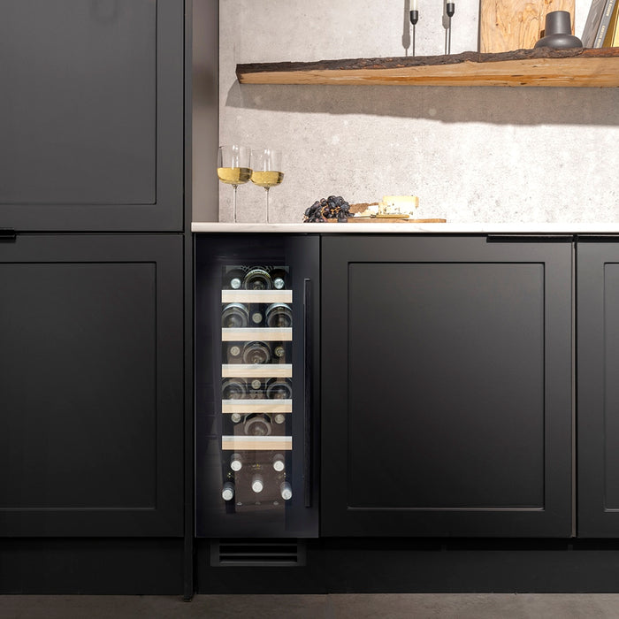 Caple Wi3155BG wine cooler front view